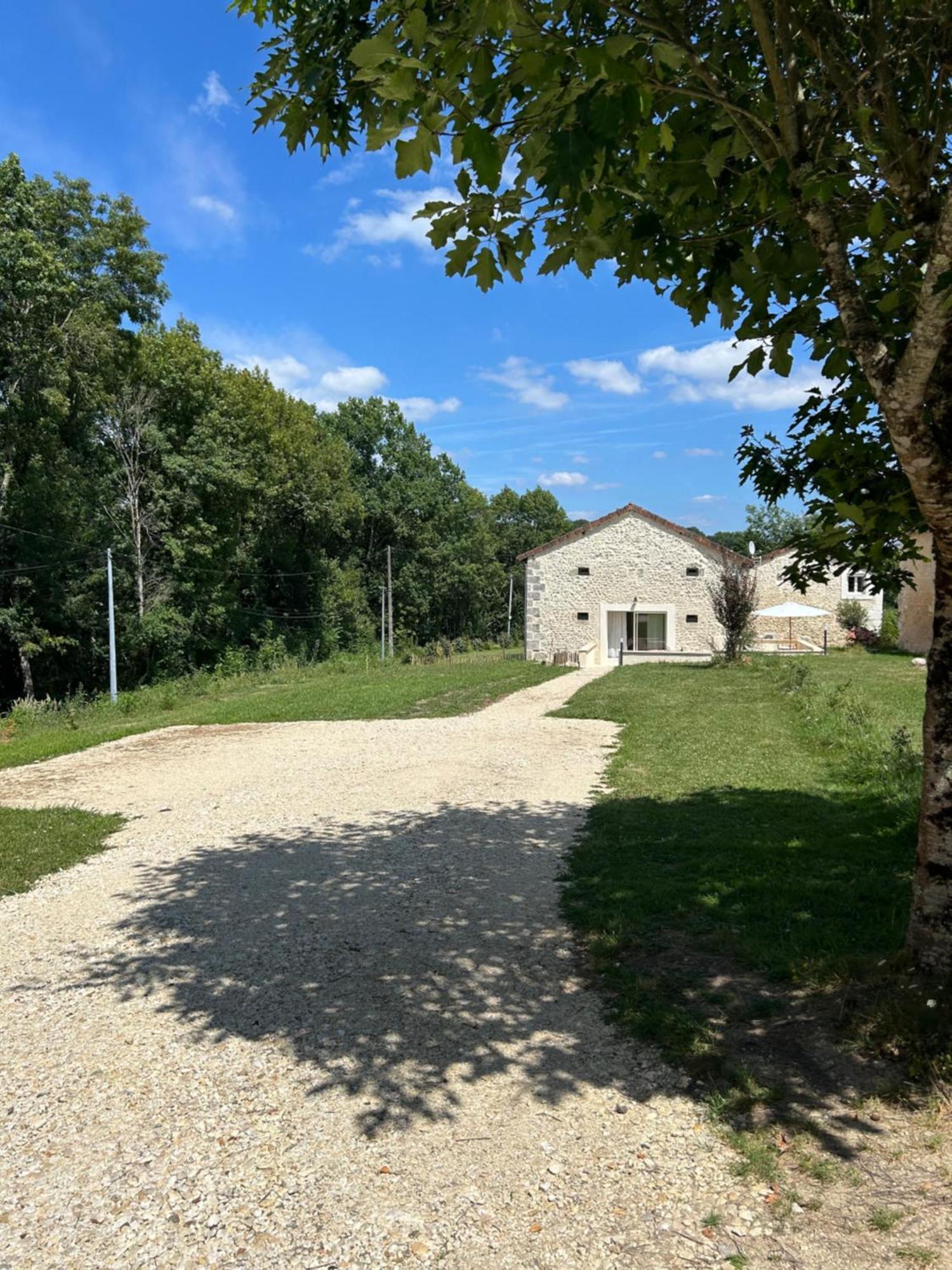 L Etable A Bois Villa Trelissac ภายนอก รูปภาพ